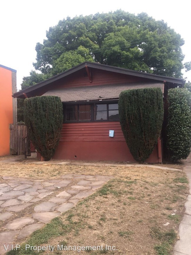 Foto del edificio - 2 br, 1 bath House - 3363 SE 22nd Ave
