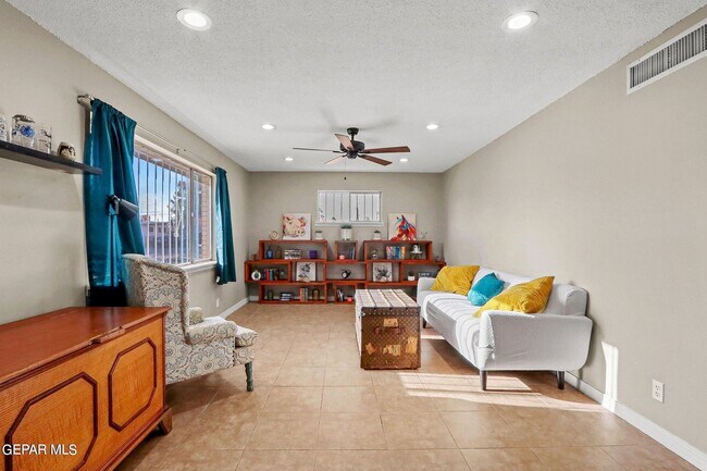 Building Photo - 5200 Raintree Ave
