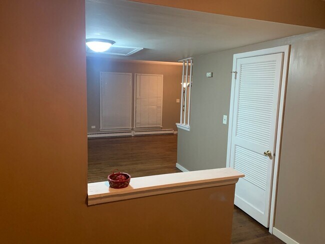 Foto del edificio - 2138 Hebron Ave