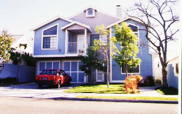 Foto del edificio - 4327 50th St