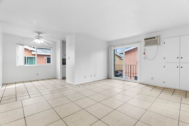 Foto del edificio - 10023 Sepulveda Blvd