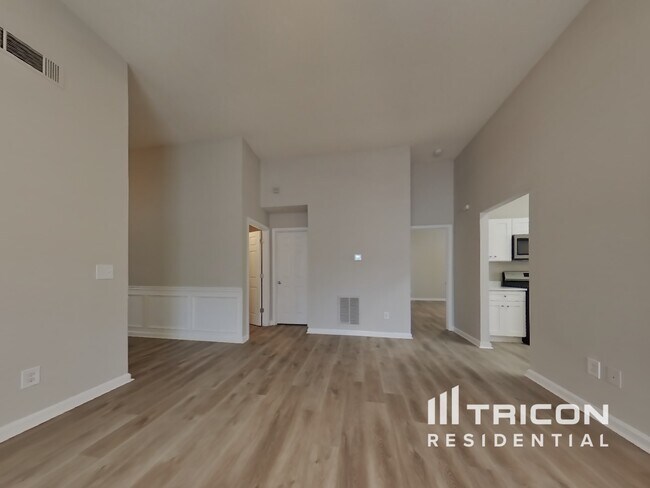 Building Photo - 5897 Black Top Way