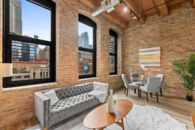 Foto del edificio - 170 W Ohio St