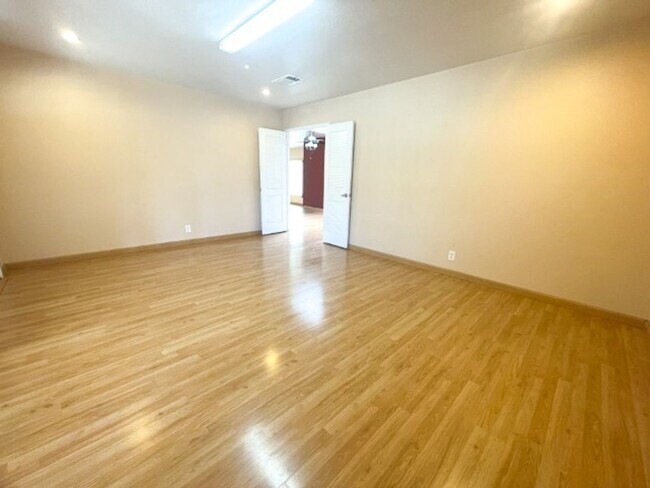 Building Photo - Desirable Home in the Mission San Jose Are...