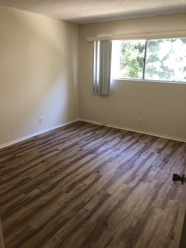 Foto del edificio - 5400 Lindley Ave
