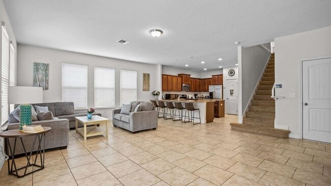 Building Photo - 5266 Wildwood Wy