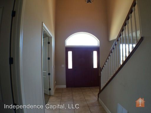 Building Photo - 5921 Inverness Dr