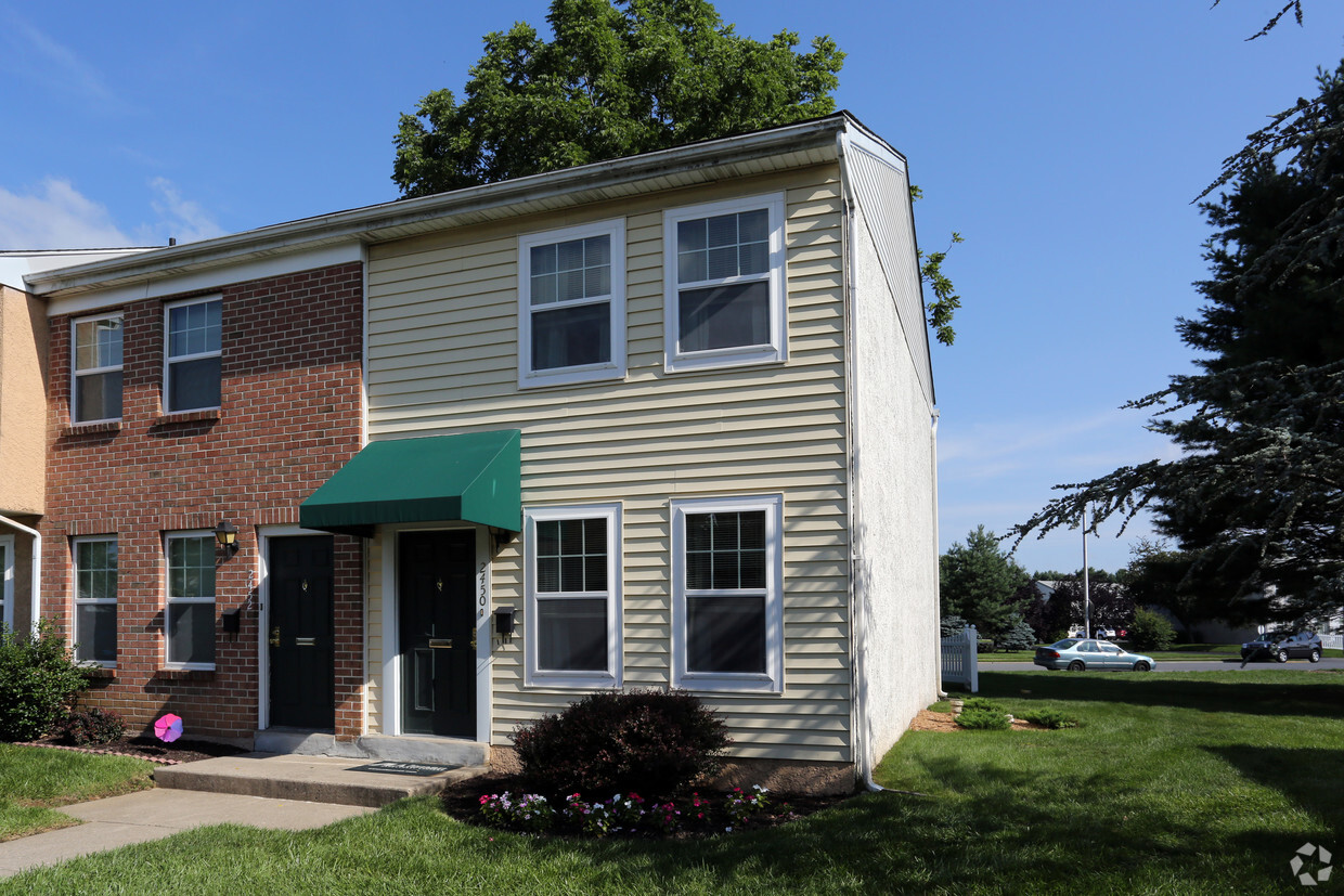 Spring Garden Townhouses - Apartments in Bethlehem, PA | Apartments.com