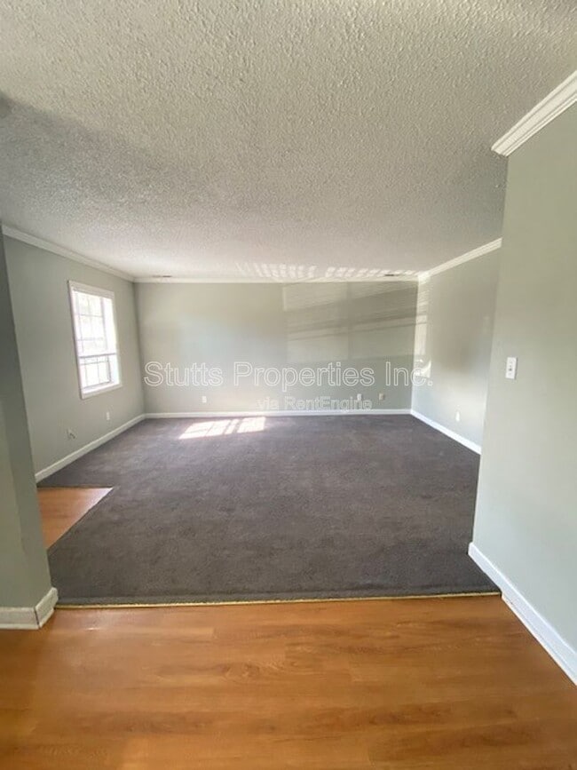 Foto del edificio - 541 Dulin St