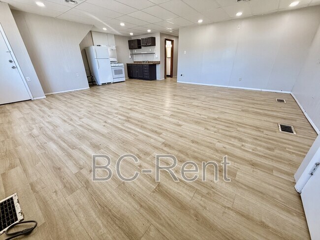 Foto del edificio - 635 3rd Ave