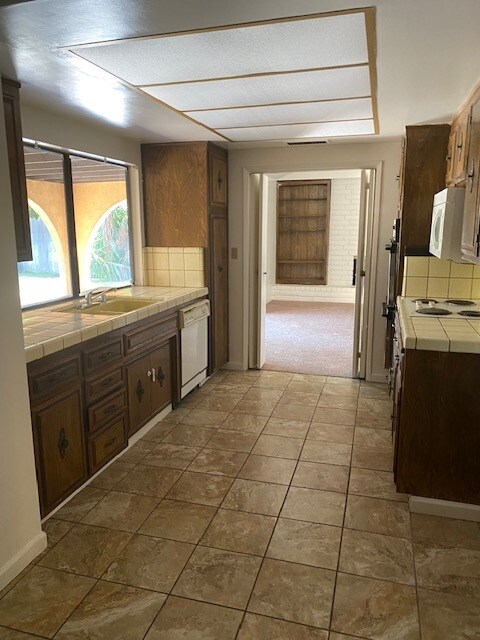 Foto del edificio - 6405 Landfair Dr