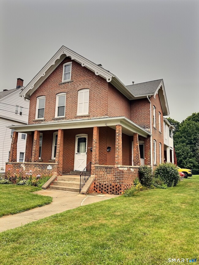 Foto del edificio - 290 Wakelee Ave