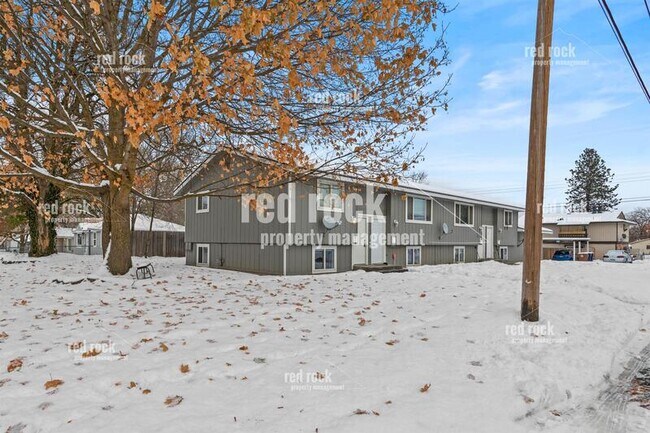 Building Photo - 403 East Dalke Avenue - 1