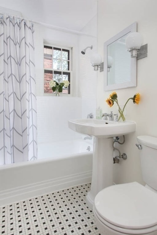 Building Photo - 9 Kilsyth Ter