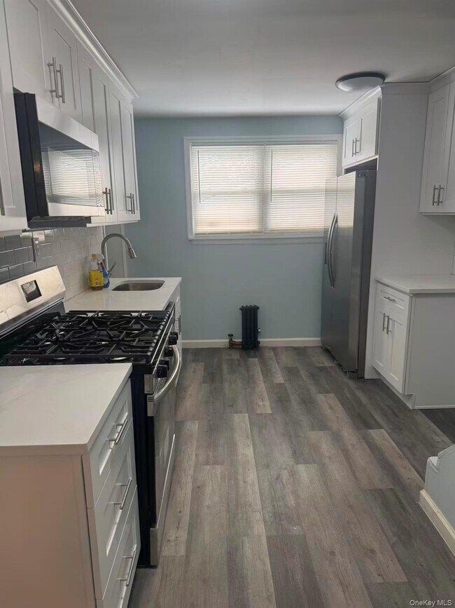 Building Photo - 363 Clarendon Rd