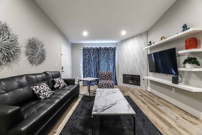 Foto del edificio - 7885 W Flamingo Rd