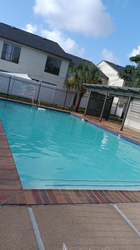 Foto del edificio - 10901 Village Bend Ln