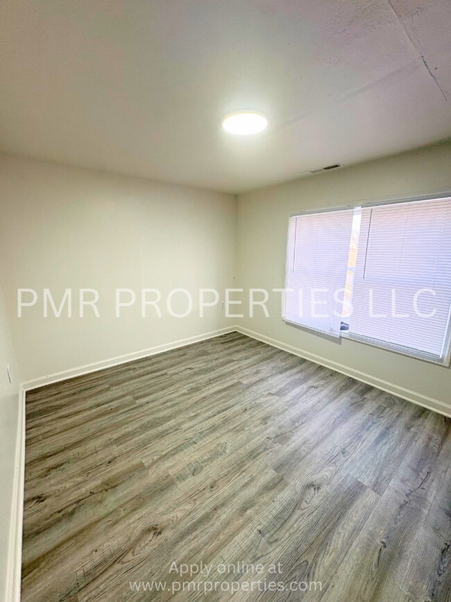 Foto del edificio - 2 Bedrooms / 1 Bathroom House