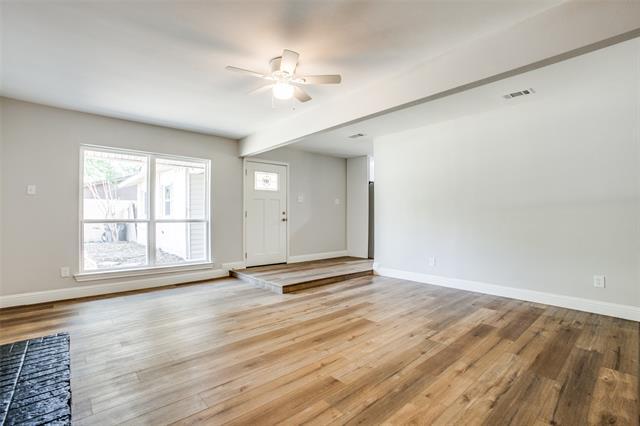 Building Photo - 4418 Windsor Dr