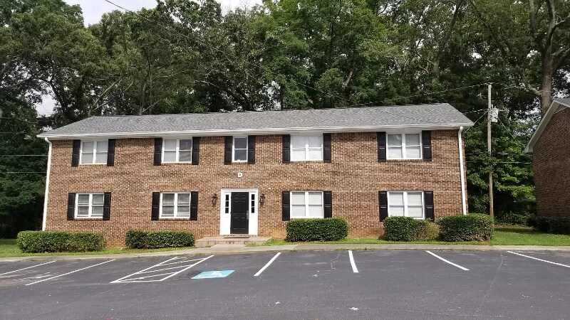 Foto principal - 373 Stone Mountain St