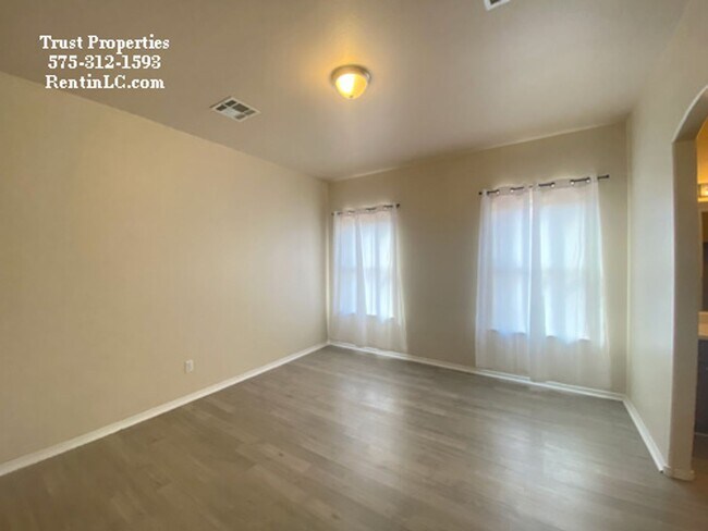 Foto del edificio - 5565 Gobi Ln