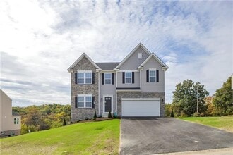 Building Photo - 315 William Dr