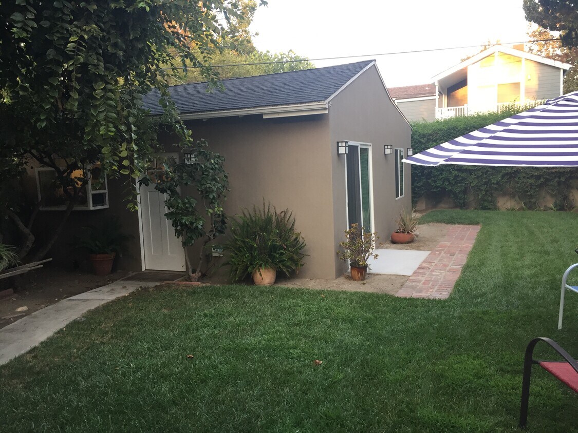 Primary Photo - 12960 Landale St