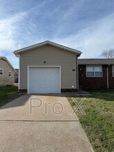 Building Photo - 2230 S Arizona Ave