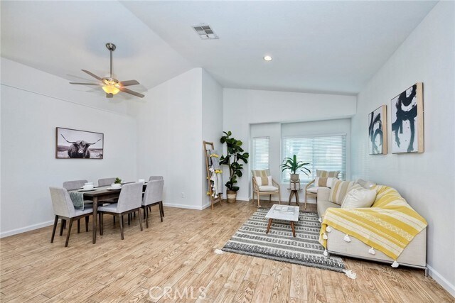 Foto del edificio - 39864 Snow Gum Ln