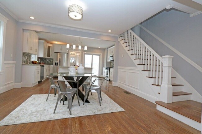 Foto del edificio - 249 Kittredge St