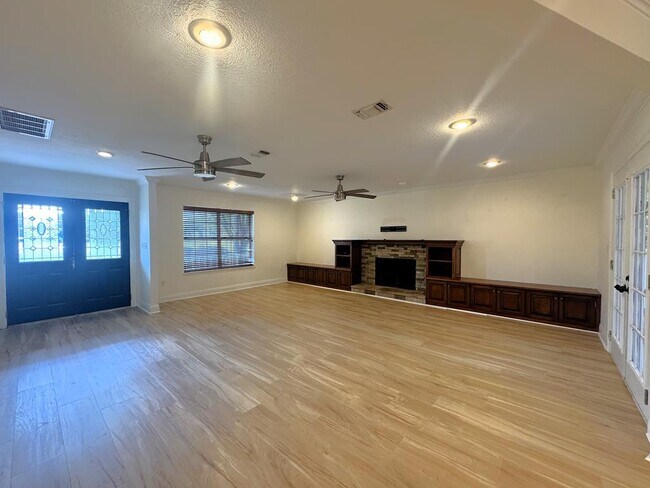 Foto del edificio - 2000 Marvin Ave