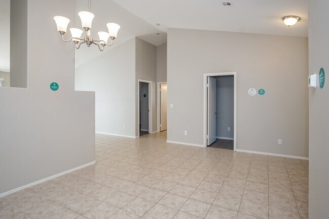 Foto del edificio - 3744 Blue Dawn Dr