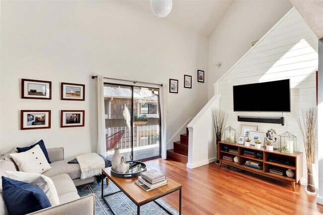 Foto del edificio - 1411 Norwalk Ln