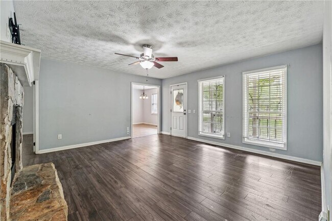 Building Photo - 4710 Pilgrim Point Rd