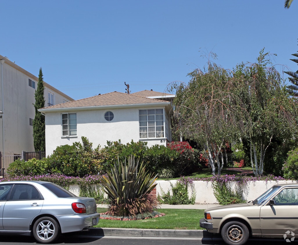 Primary Photo - 817 15th St