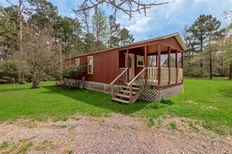 Building Photo - 15 Starlight Dr