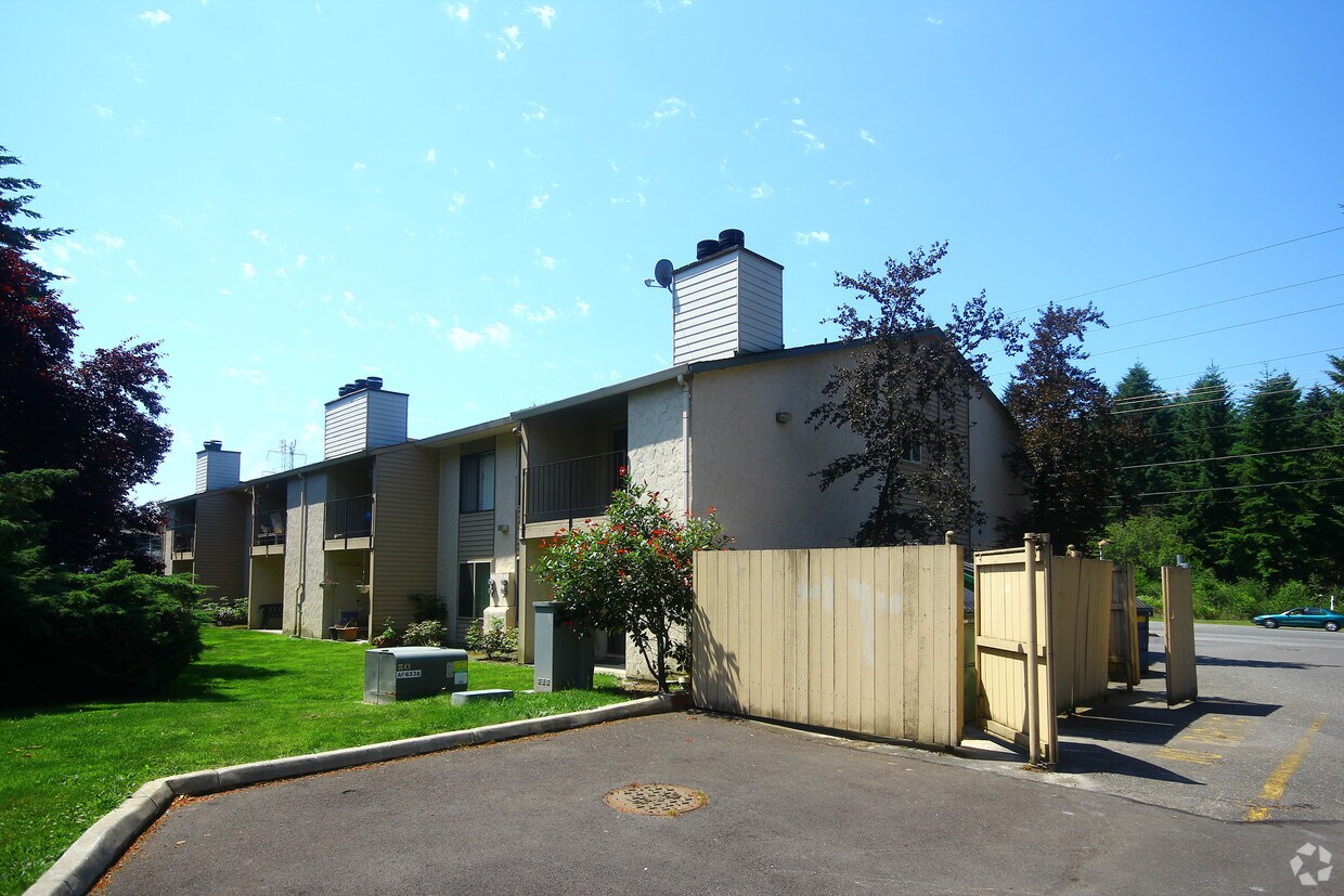 Kingsgate Ridge Manor Apartments Kirkland, WA