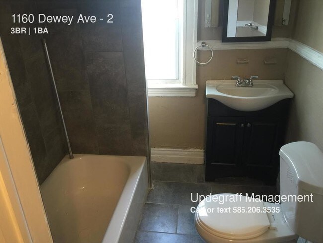Foto del edificio - 1160 Dewey Ave