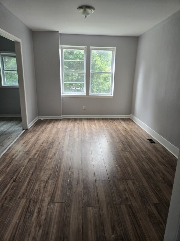 Foto del edificio - 724 E Price St