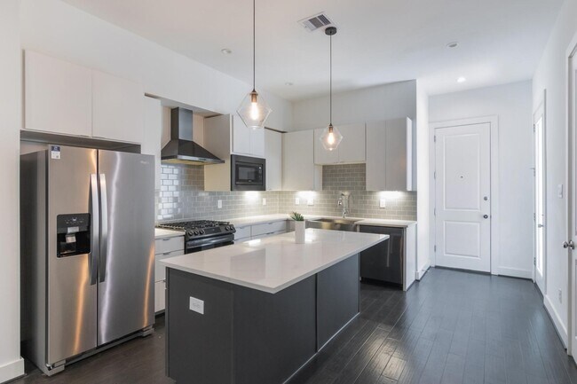 Foto del edificio - 5841 Dolores St