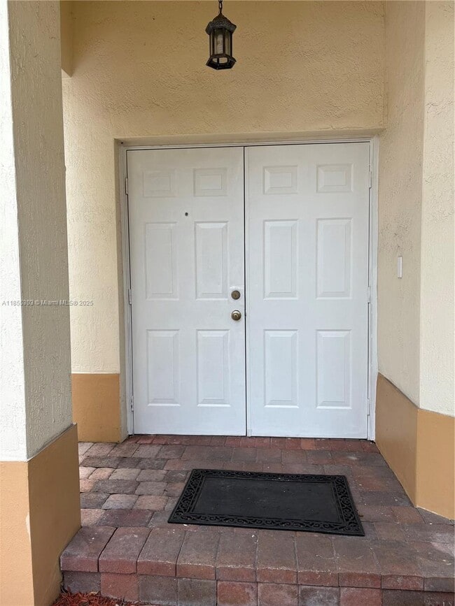 Foto del edificio - 6626 Hidden Cove Dr