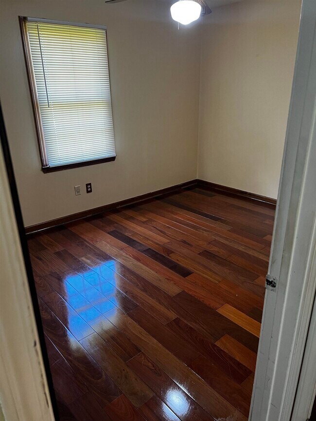 Foto del edificio - 2819 Bay Leaf Dr SE