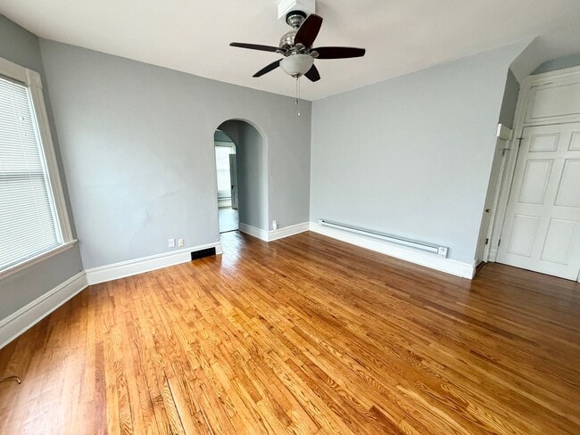 Building Photo - 3514 3rd St