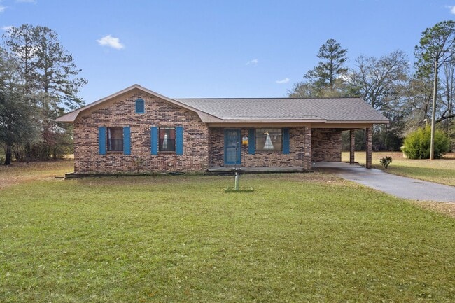 Building Photo - Country Living in Lucedale — Space, Privacy, & Optional Extra Land!