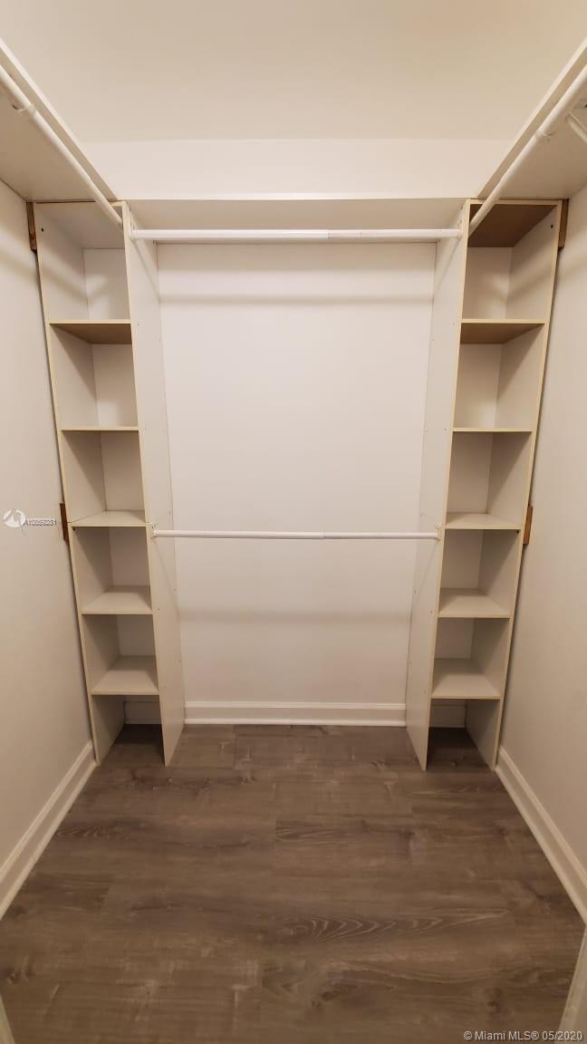 Foto del edificio - 207 NE 16th St