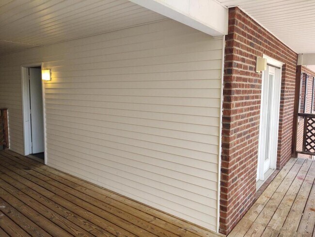 Foto del edificio - 305 Farside Dr. #9 Rogersville, TN 37857