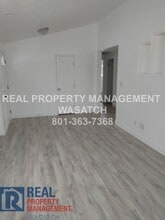 Building Photo - 7587 S 2350 W