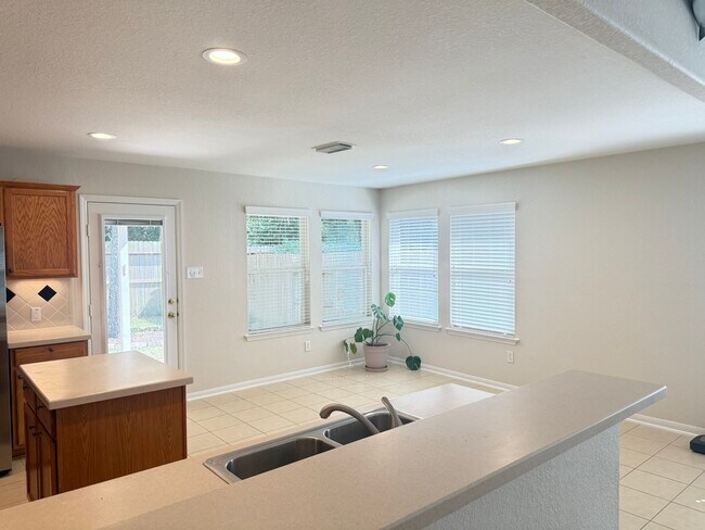 Foto del edificio - 26 Prairie Oak Dr