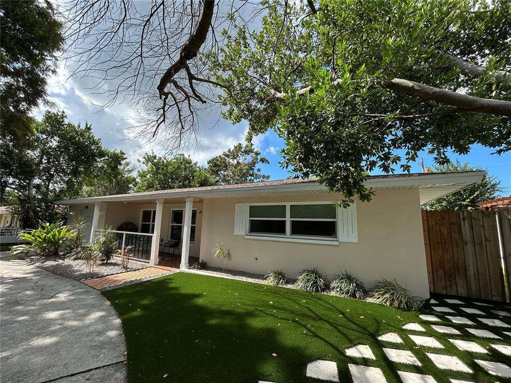 Primary Photo - 1406 S Keene Rd