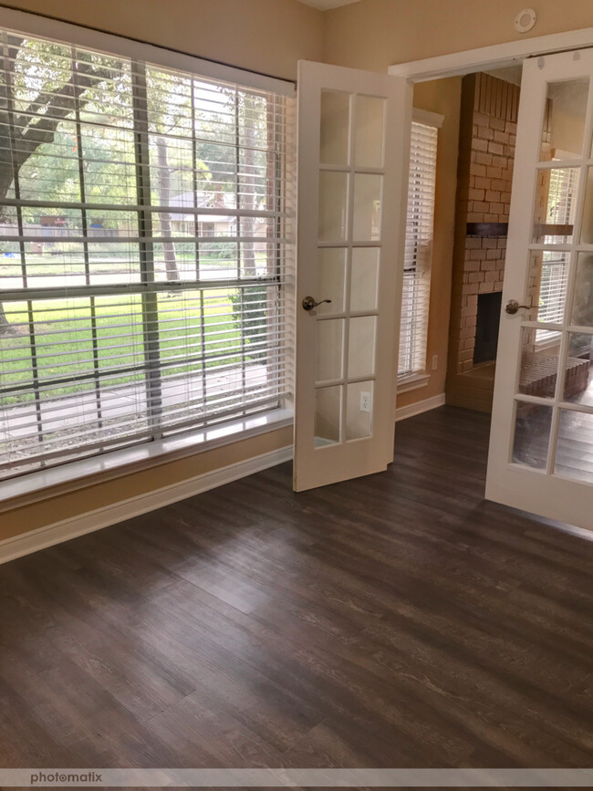 Building Photo - 5320 Winding Brook Dr